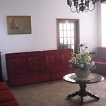 Dona Leonor Hotel