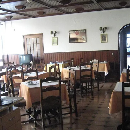 Otel Dona Leonor 3*