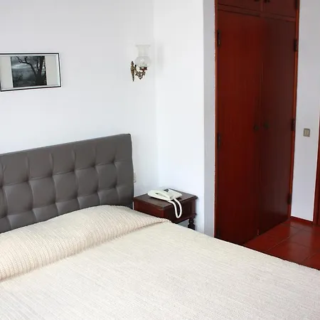 Dona Leonor מלון 3*